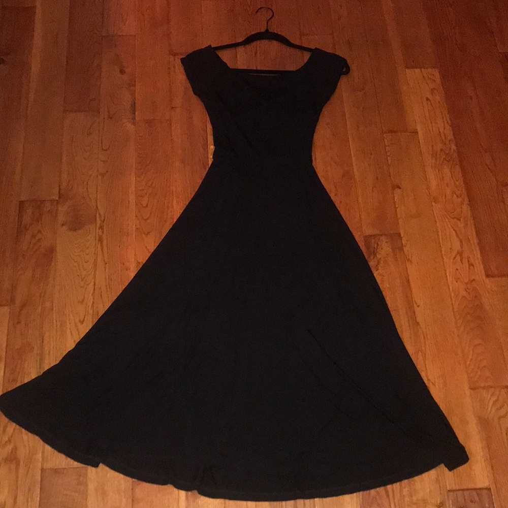 Lulus Lush A La Mode black midi dress size S